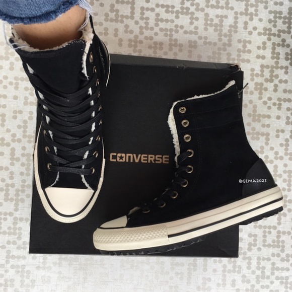 lined chuck taylors